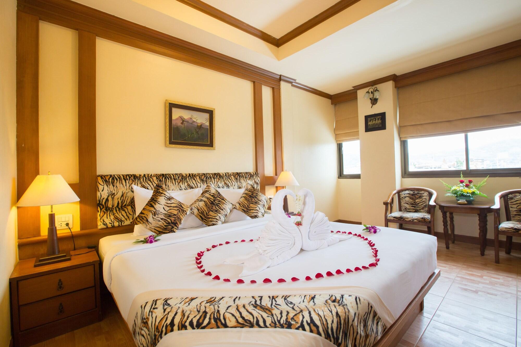 Tiger Inn Patong Экстерьер фото